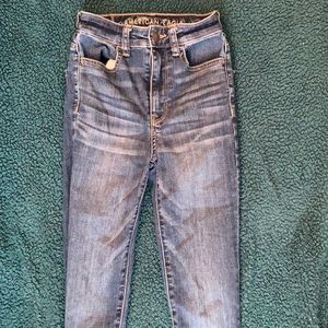 AMERICAN EAGLE HIGHEST RISE JEGGING